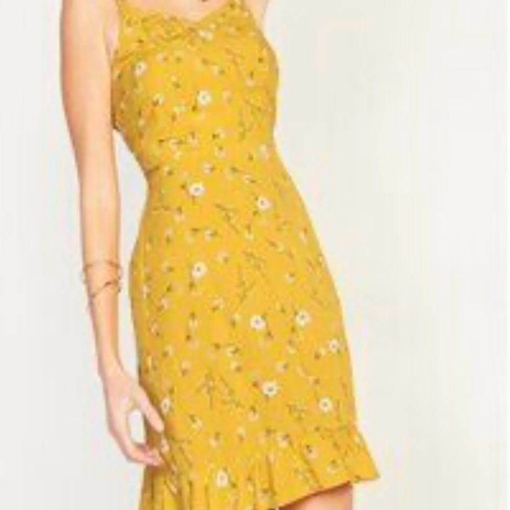 Old Navy Yellow Floral Cami Like New